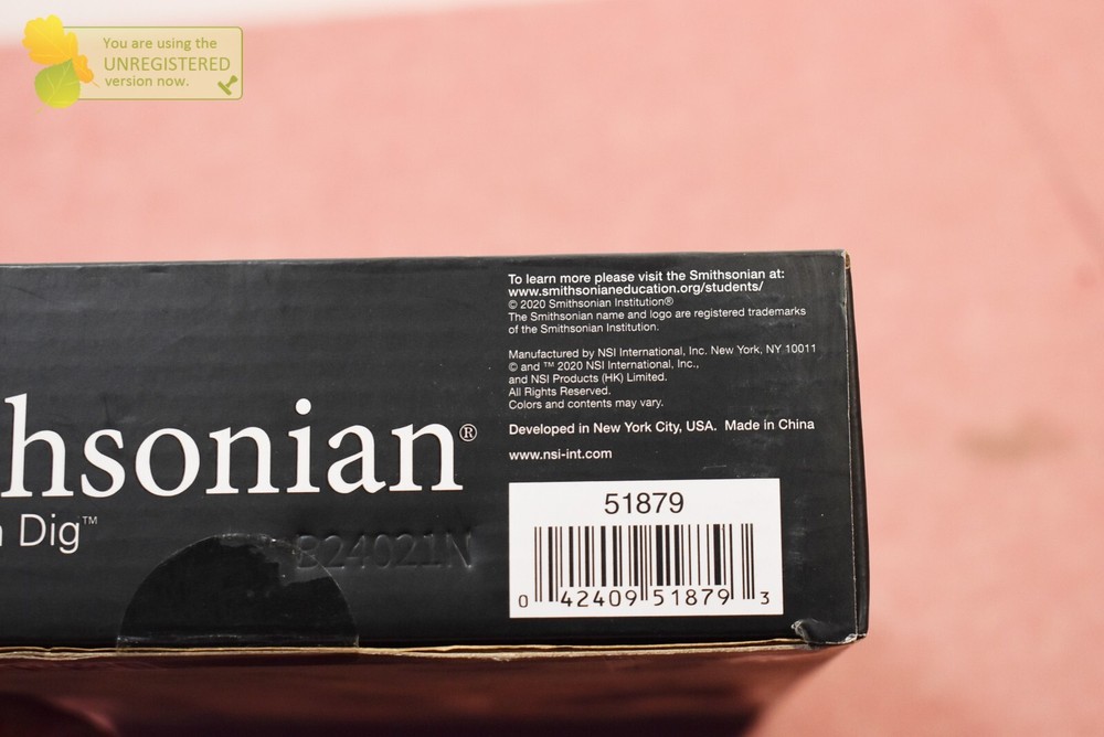 Smithsonian Rock and Gem Dig Kit