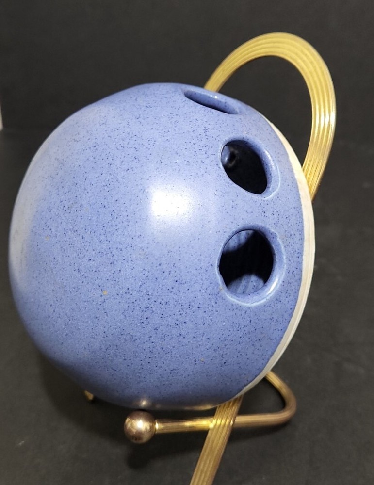 Corbin Studio Purple Pottery Wall Frog Pocket