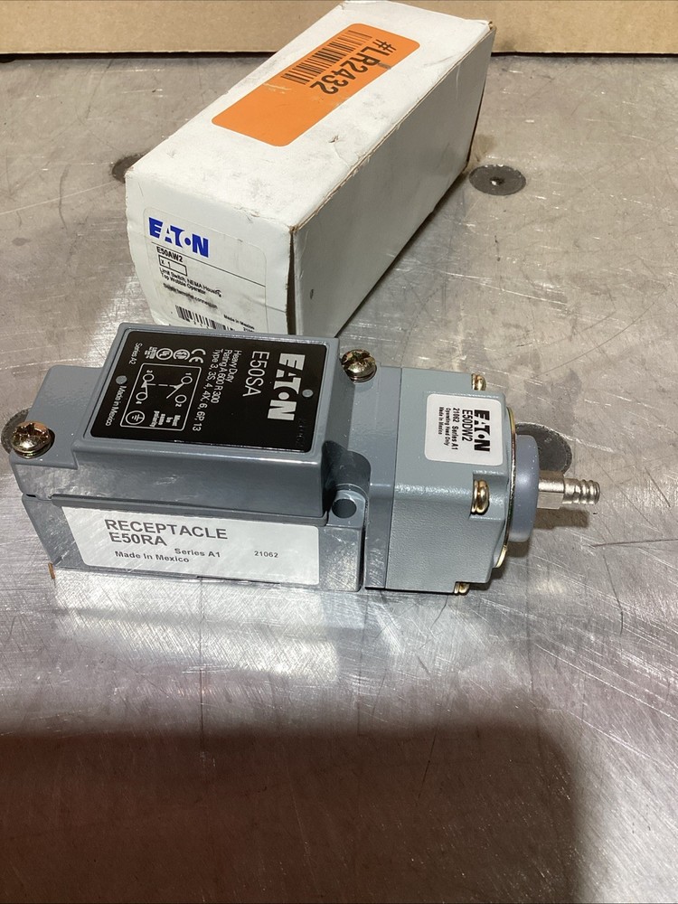 EATON-E50AW2 Cutler Hammer, Limit Switch, E50 Series Eaton E50AW2 NOS