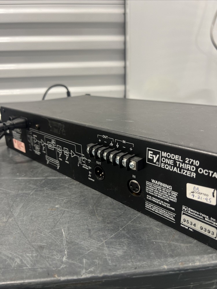 Electro-Voice (EV) 2710 Band Graphic EQ Equalizer. Power On