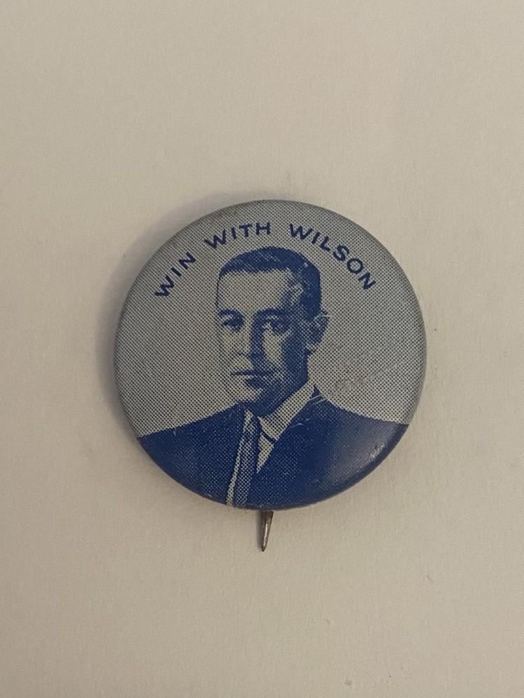Win With Wilson Pin Back Button P163