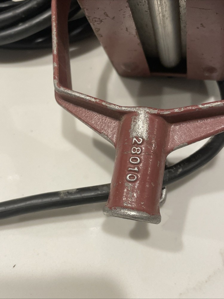 Mole Richardson 200watt Mini-Mole Type #2801 AKA Inkie 