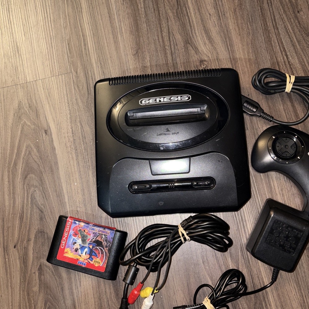 Sega Genesis MK-1631 Console System Model 2 Original. Tested and Working