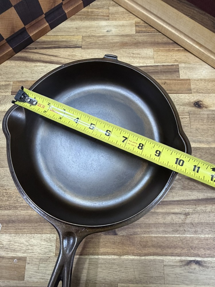 Wagner Sidney O - #8 Double Skillet