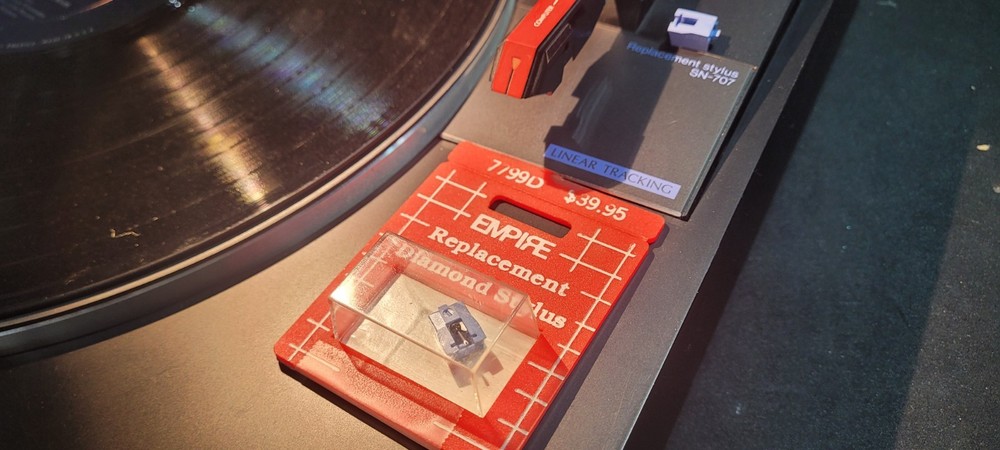 Sansui P-L51 Computerized Linear Tracking Turntable Automatic with New Stylus.