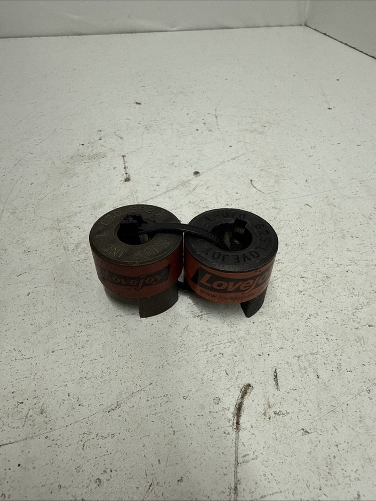 QTY-2 LOVEJOY L-070 .625 COUPLER