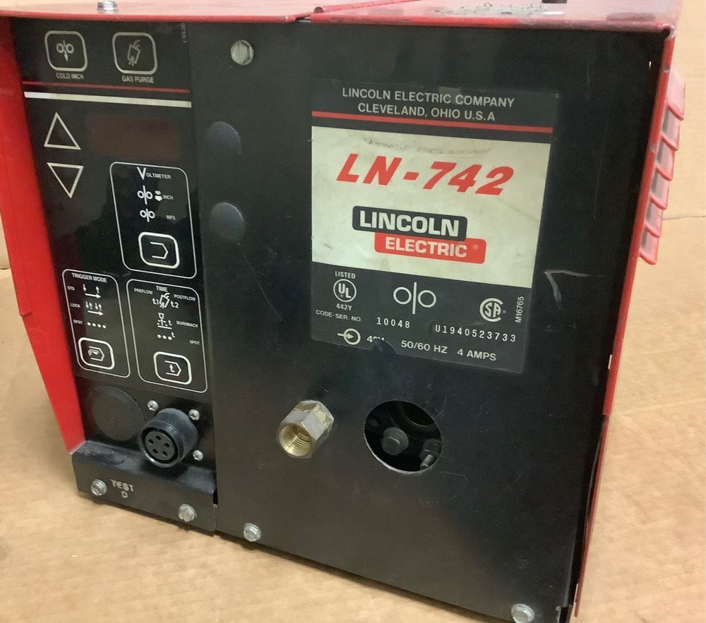 Lincoln Electric LN-742 wire feeder code 10048 USED