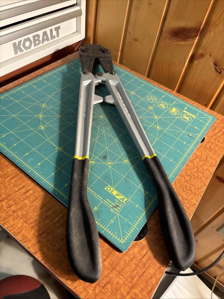 Stanley 14-376 18" Bolt Cutter