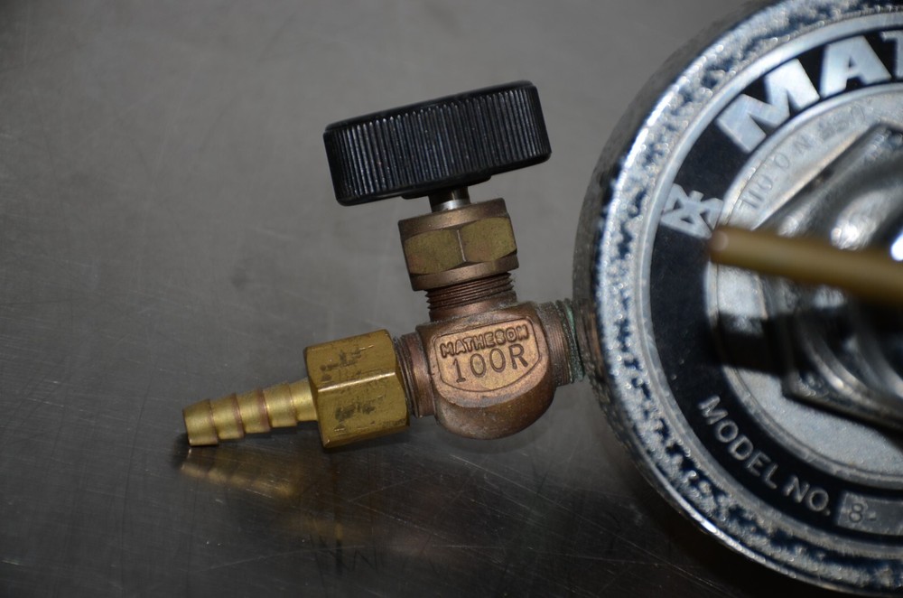 Matheson Regulator Model 9-580