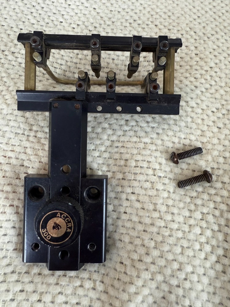 Accra 300 Dovetail Sight