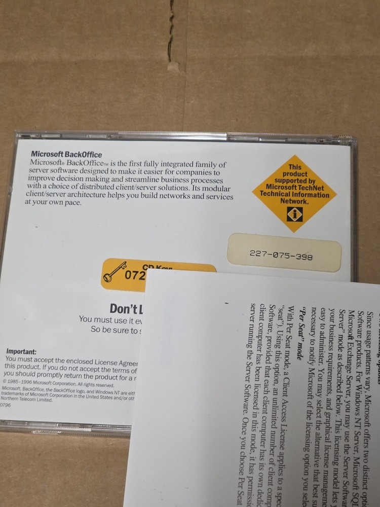 Windows NT Server 4.0 Upgrade 5 CAL Client Pack CD-ROMs and Floppys