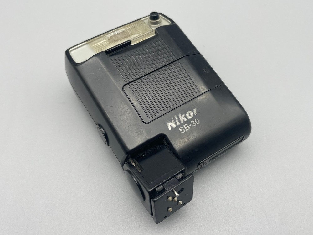 Nikon Speedlight SB-30 Shoe Mount Flash