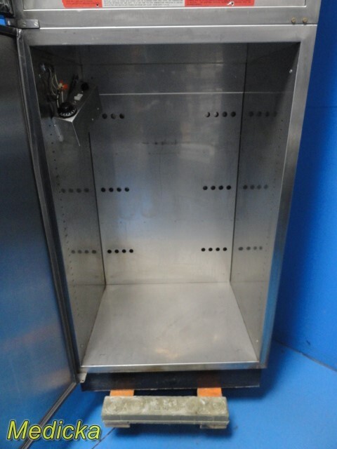 Steris Amsco Model M70WCSI Dual Chamber Cabinet Solution Warming Unit ~ 34732