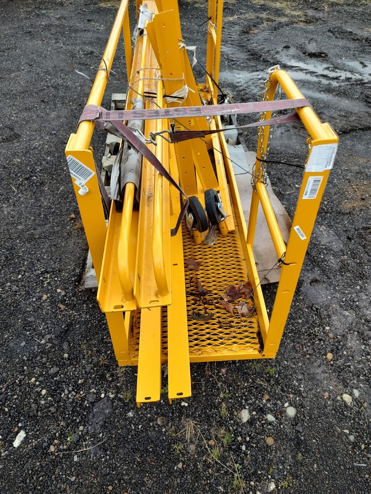 Tri-Arc RA10FT-R09 Reefer Access Platform On Casters