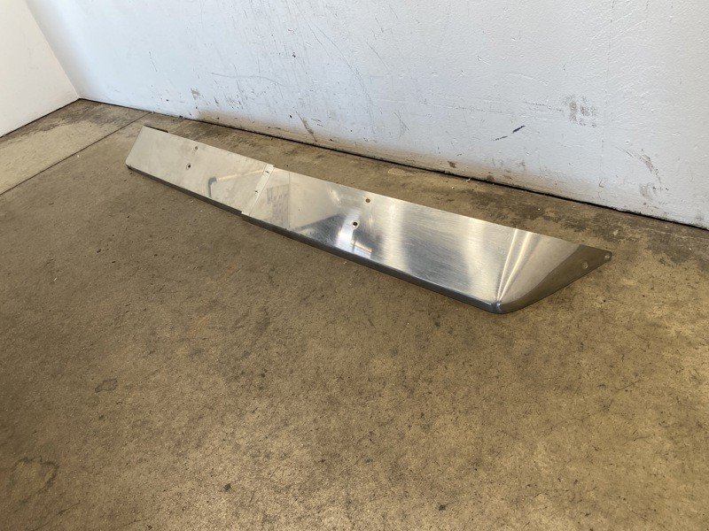 2000 Kenworth T800 Visor (654-10837)