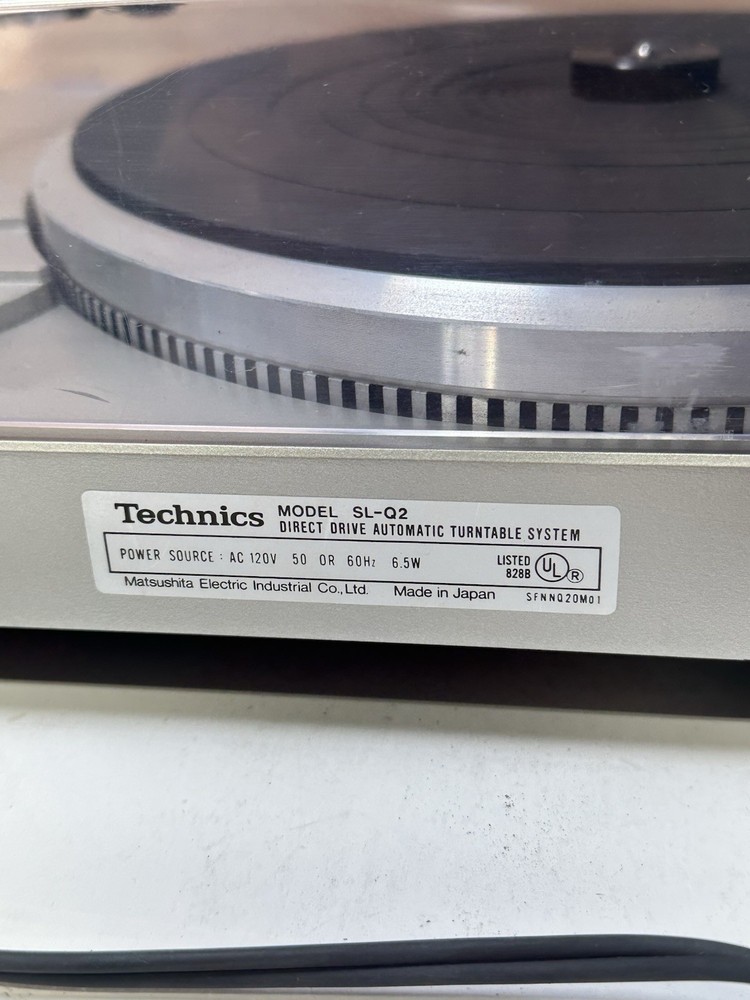 Technics SL-Q2 Direct Drive Turntable (no Needle Please Read)