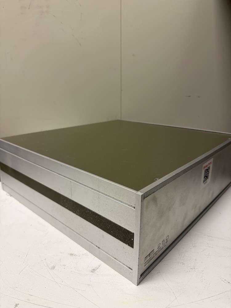PTS 250 Frequency Synthesizer