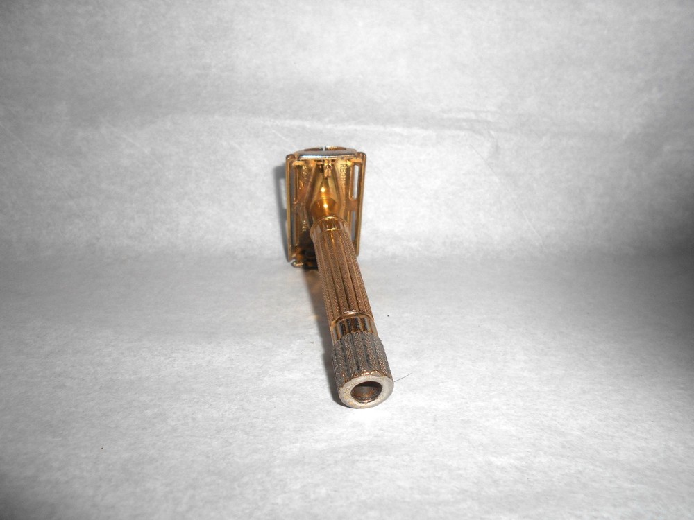 Gillette Aristocrat 1945 46 TTO DE Gold Nickle