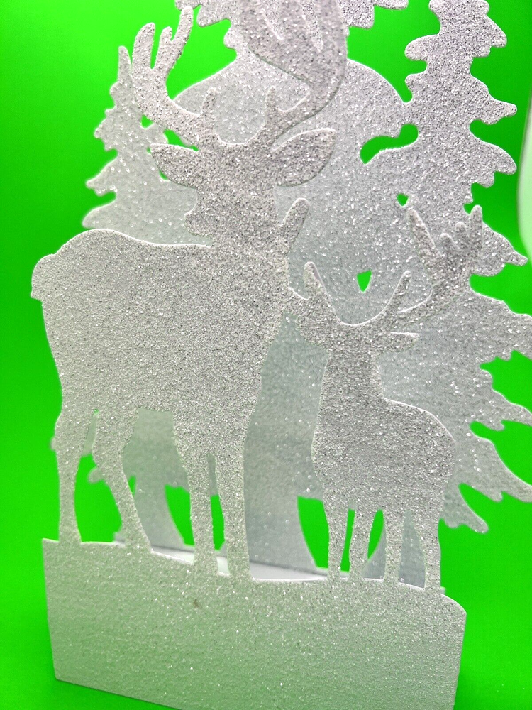 Metal white Lighted Winter Scene Decor Tabletop Cracker Barrel Exclusive