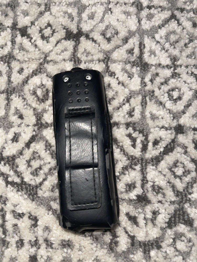 Olympus DS-2 Handheld Digital Voice Recorder Tested And Working W/Case