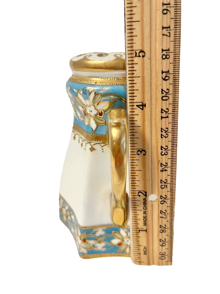 Nippon Porcelain Muffineer Shaker