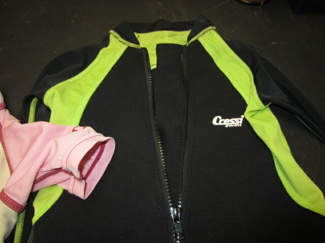 2 kids shorty Cressi Wetsuits size large