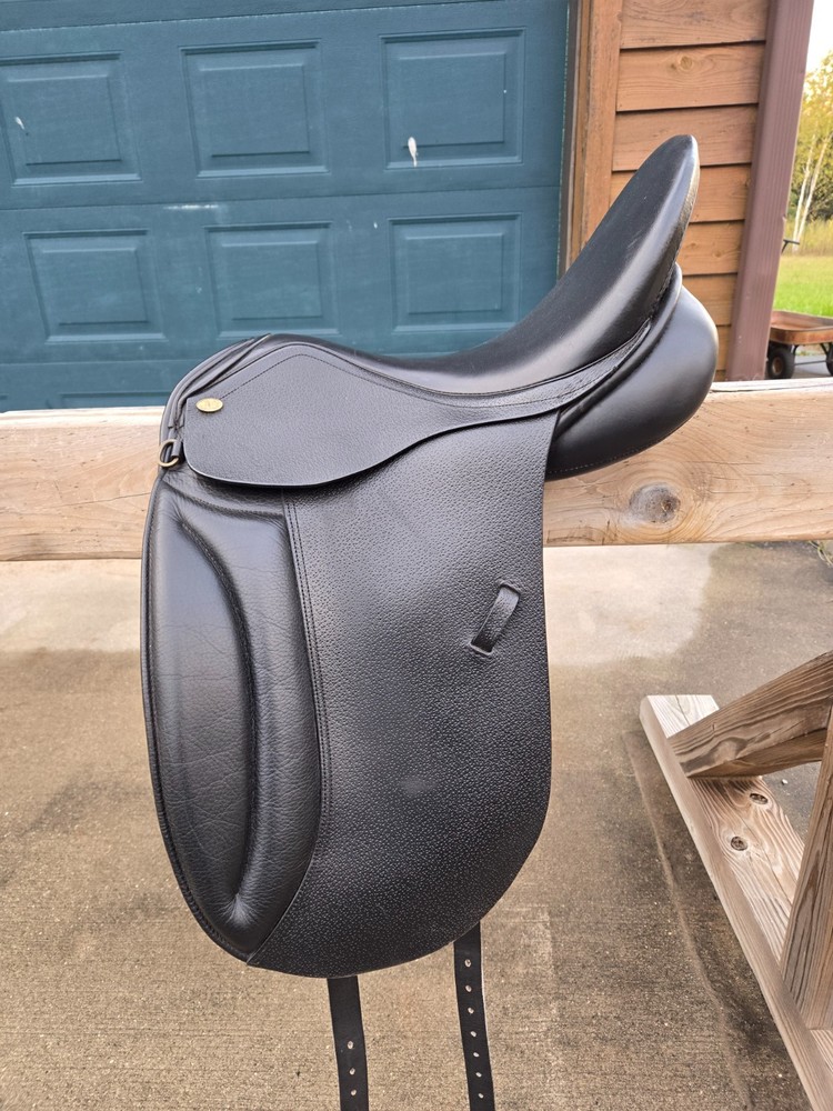 Dressage Saddle