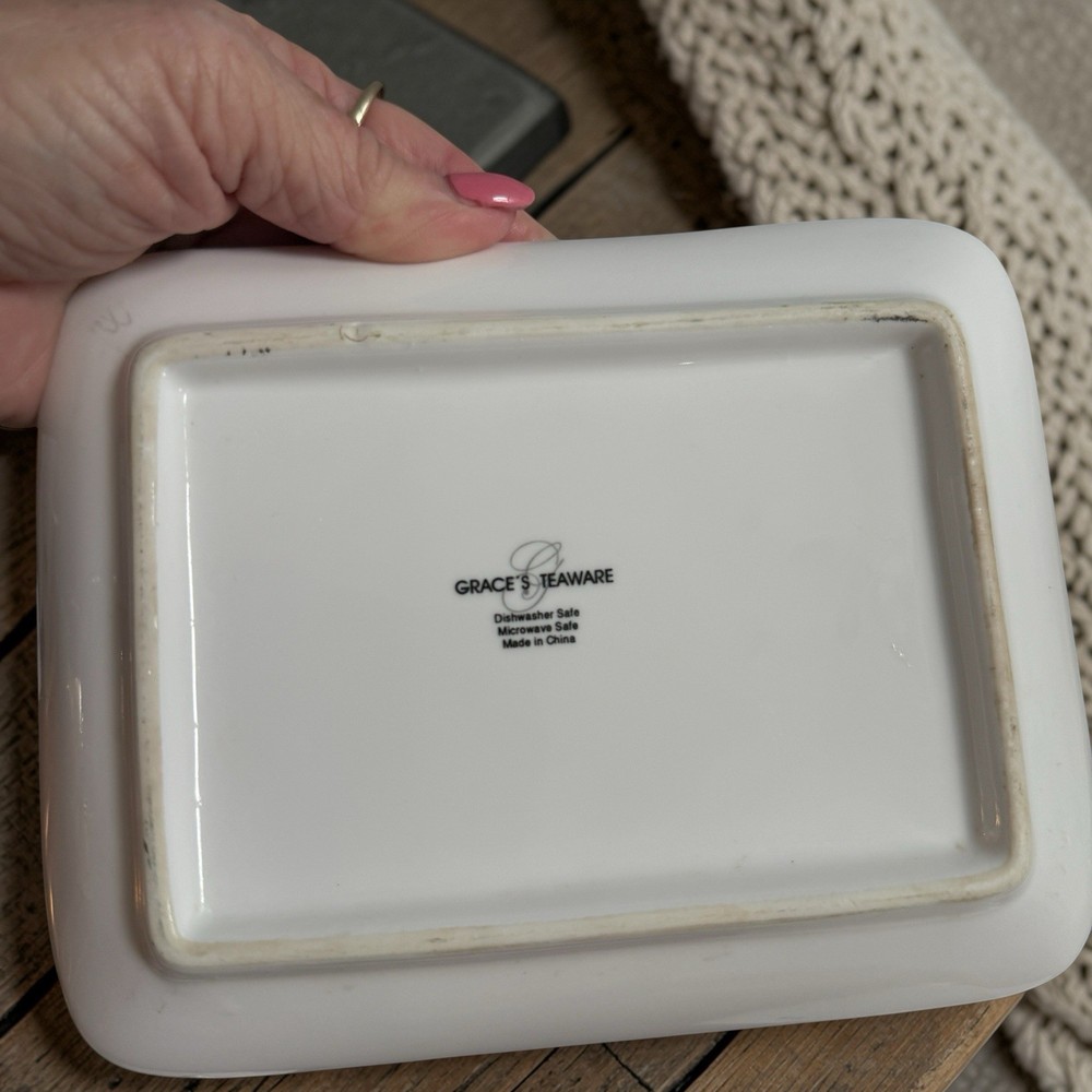 Grace's Teaware White Ceramic Rectangular Covered Butter Dish with Lid