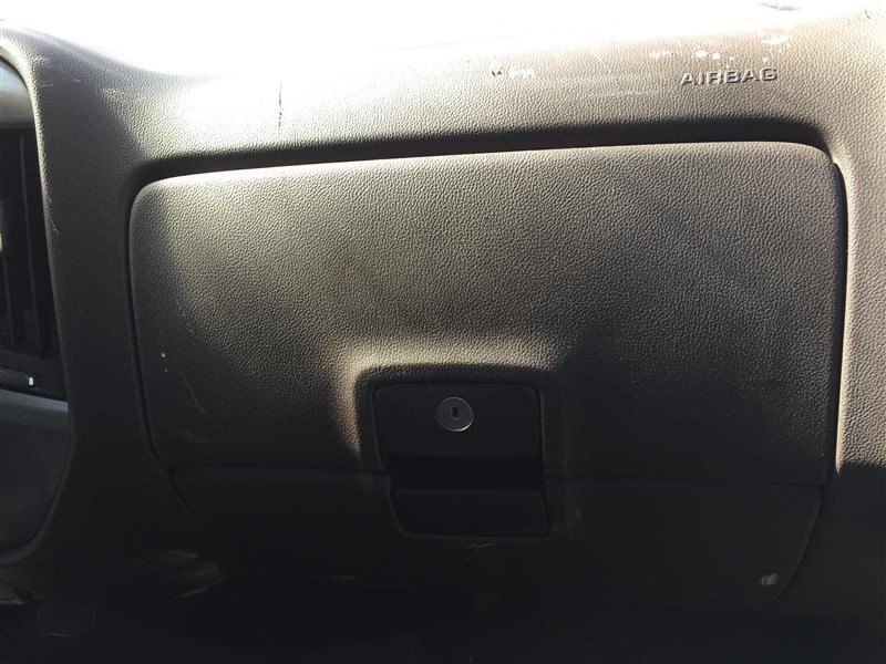 SILVRDO15 2015 Glove Box 18757