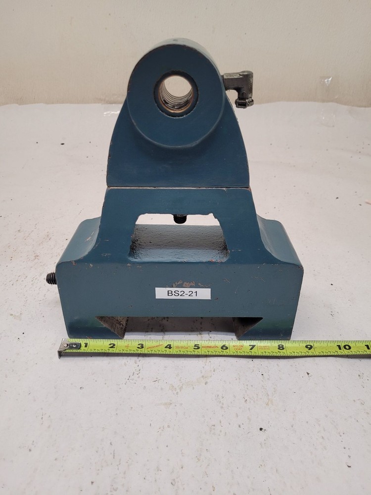Bridgeport Outboard Horizontal Milling Support Right Angle