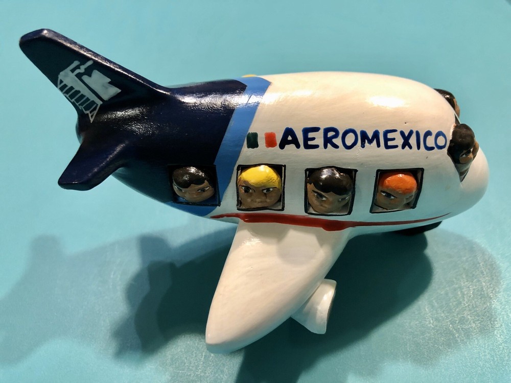HAND PAINTED AEROMEXICO CERAMIC PLANE