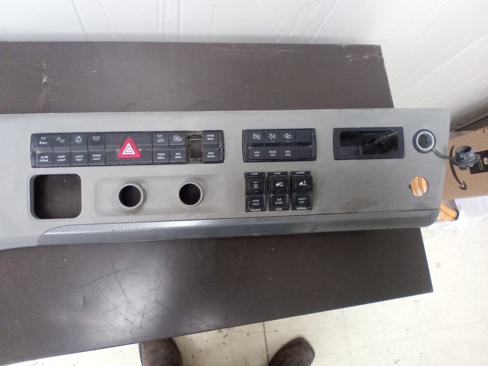Freightliner Cascadia Switch Dash Panel P/N 22-73787-000