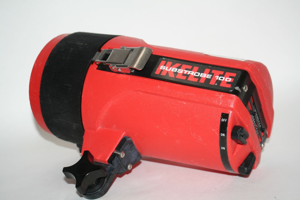 IKELITE UNDERWATER PHOTOGRAPHY SUBSTROBE 100