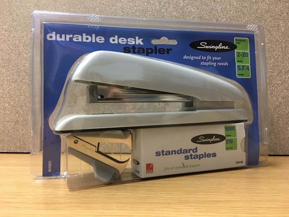 Swingline Durable Desk Stapler Value Pack w/ staples & remover - #64665 - NEW
