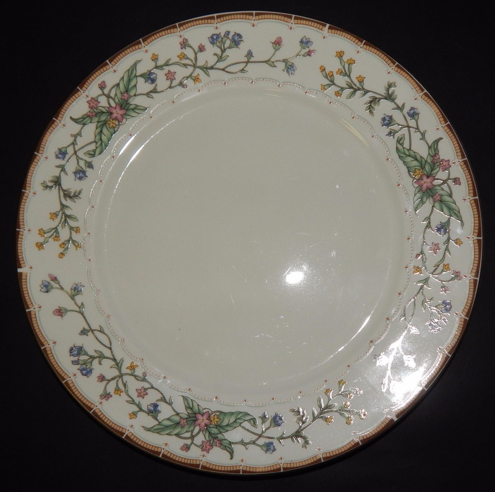 Farberware Wellesley 486 Pattern China White Multi-Color 12" Serving Platter