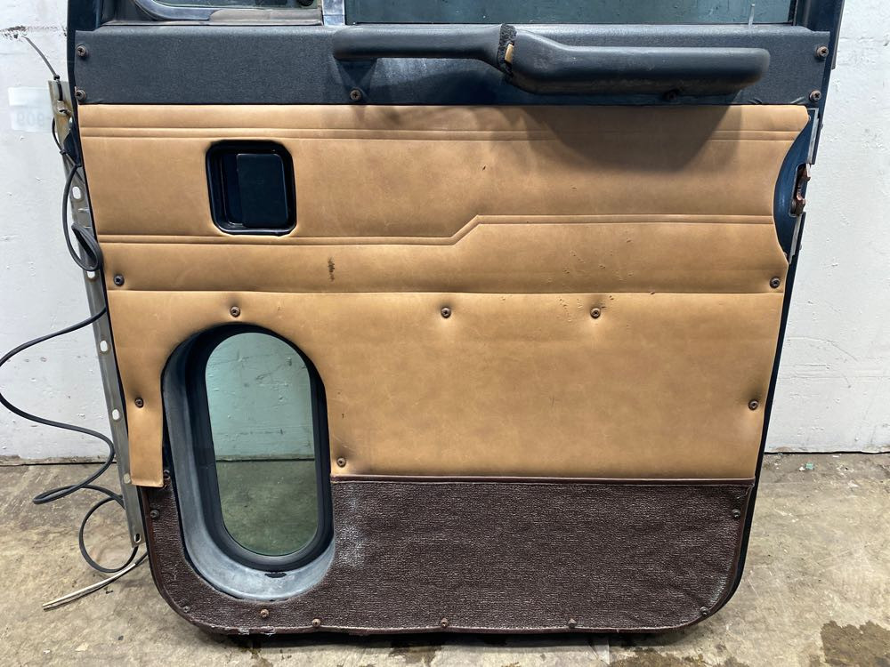 Peterbilt 378 Door (606-13208)