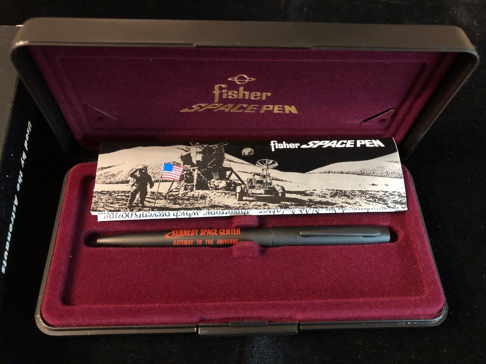 FISHER SPACE PEN APOLLO SPACE SHUTTLE ORIGINAL SLIP BOX HARD CASE & PAPER