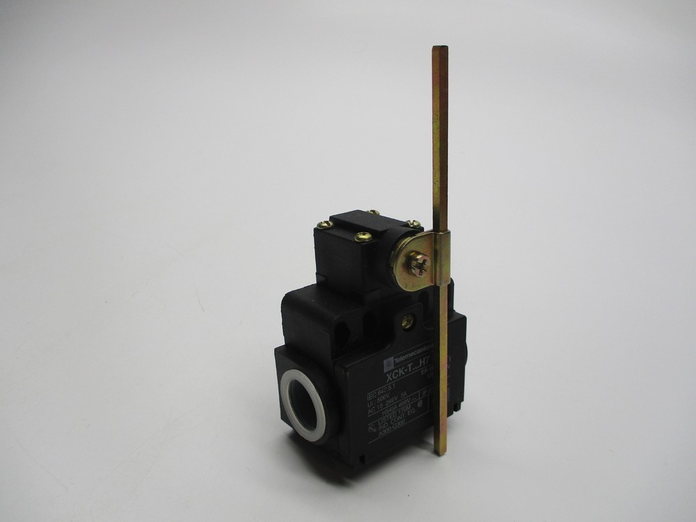 TELEMECANIQUE XCK-TH7 LIMIT SWITCH NSNP