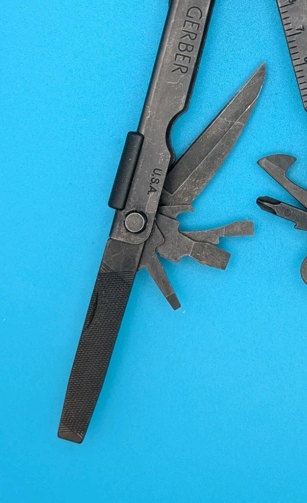 Gerber MP600 Black Oxide Multi-Tool Needle Nose Pliers!