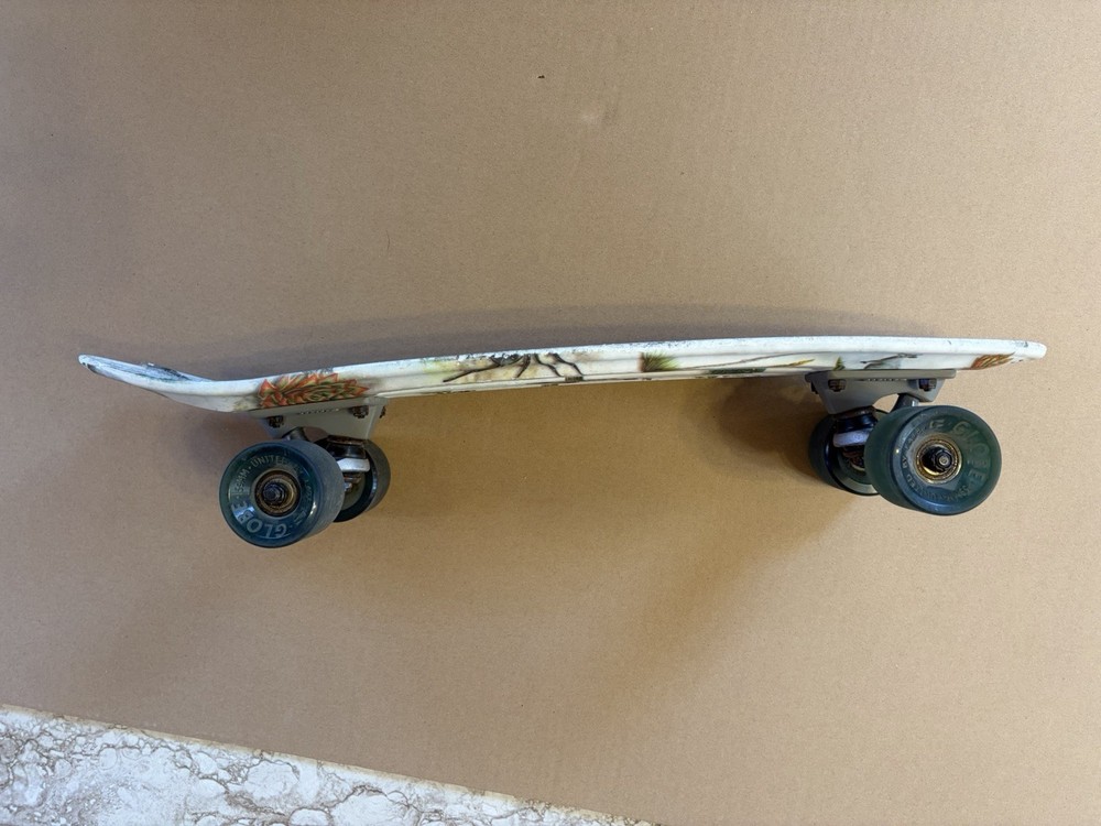 Globe Bantam Outback 23" Cruiser Skateboard Vintage
