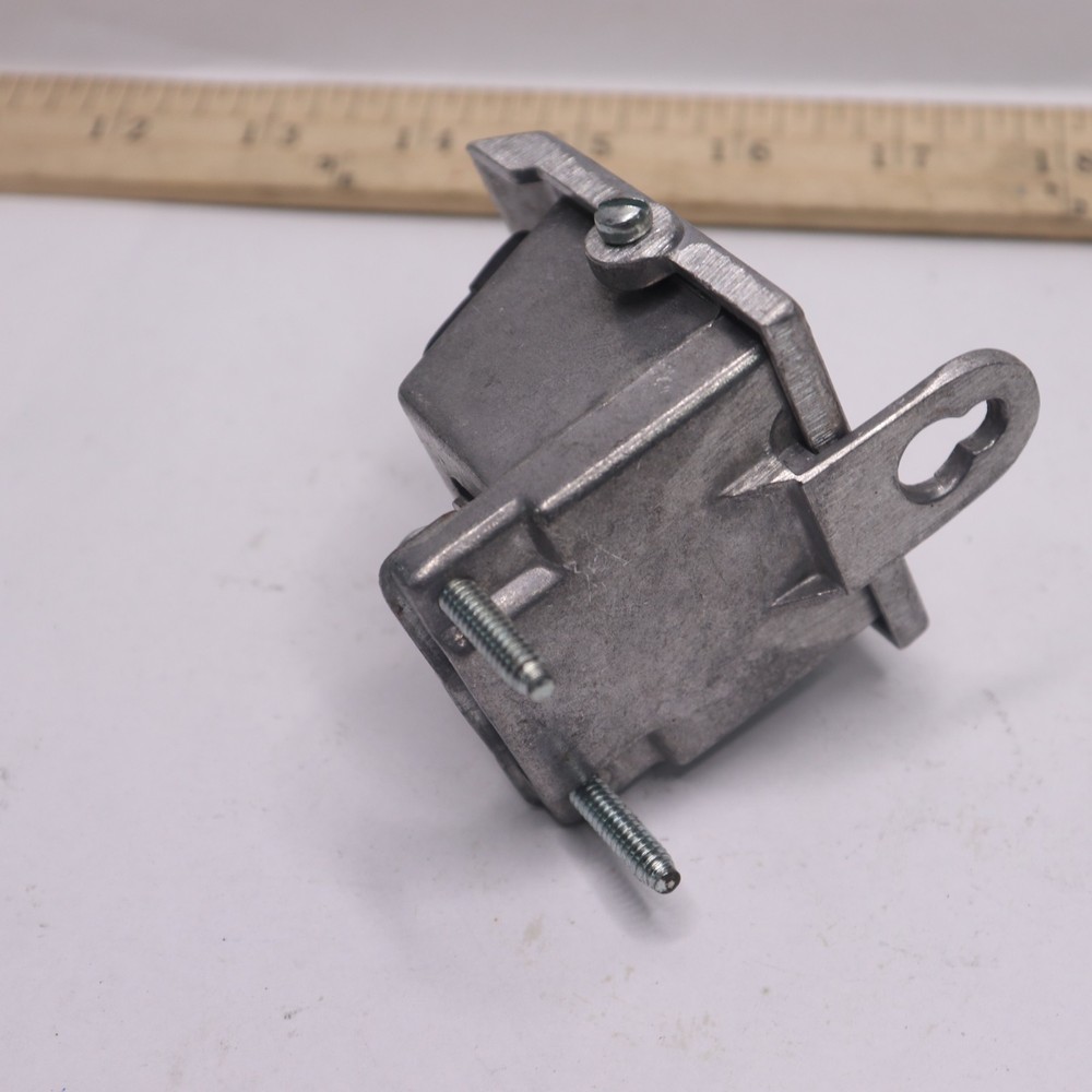 Oval Service Cable Cap