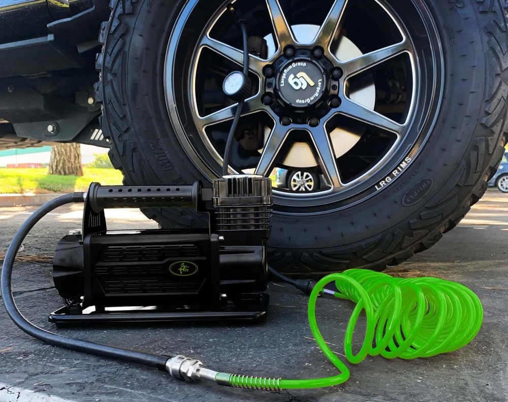 Overland Vehicle Systems EGOI Portable Air Compressor System 5.6 CFM With