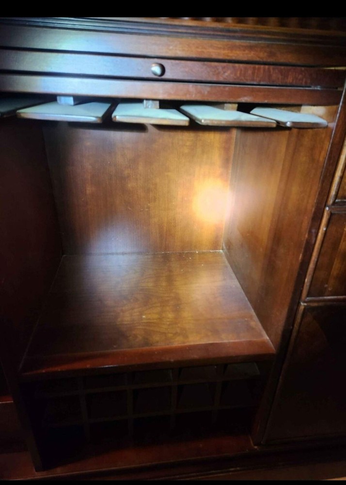 Liquor Bar