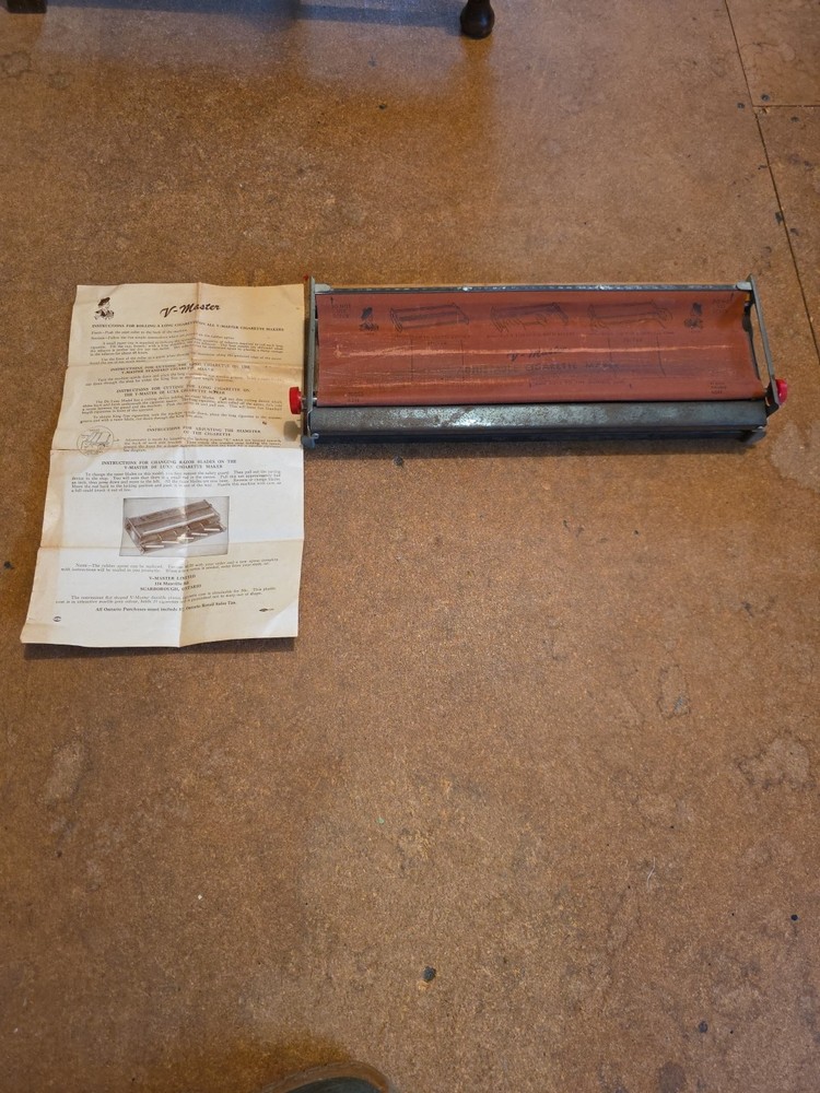 V Master Cigarette Maker, Roller