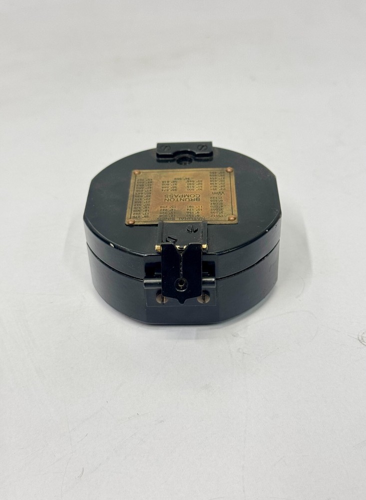 Compact Natural Siner Brunton Pocket Compass with Protective Pouch