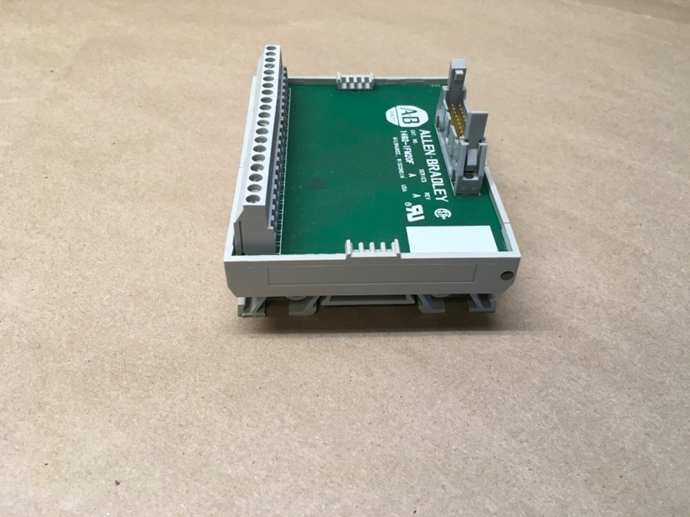 Allen-Bradley 1492-IFM2OF Ser A Interface Module (KB)
