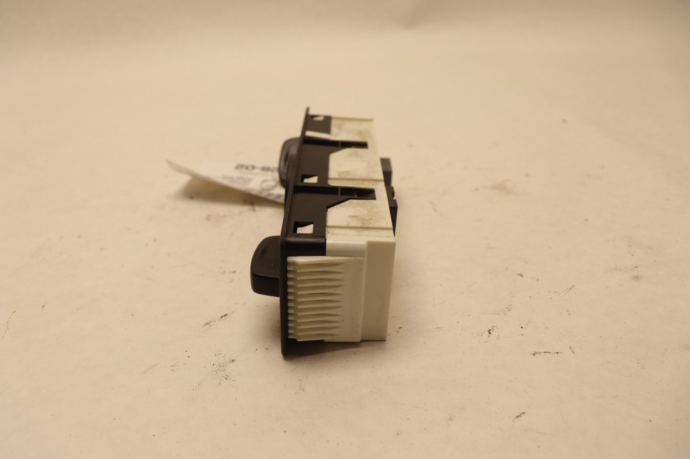 2018-2023 PETERBILT 579 SLEEPER HVAC TEMPERATURE CONTROL PANEL OEM