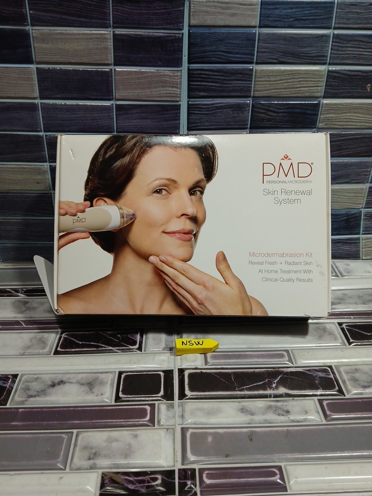PMDpersonal Microderm Complete System Skincare New Open Box