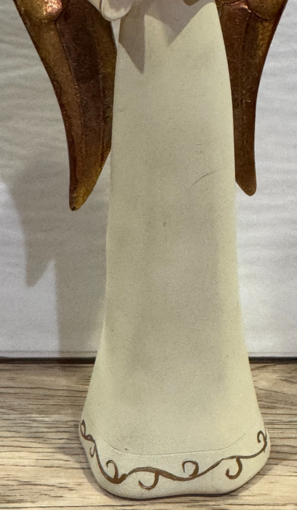 Ceramic Angel Decorative Figurine - Approx. 19cm Tall