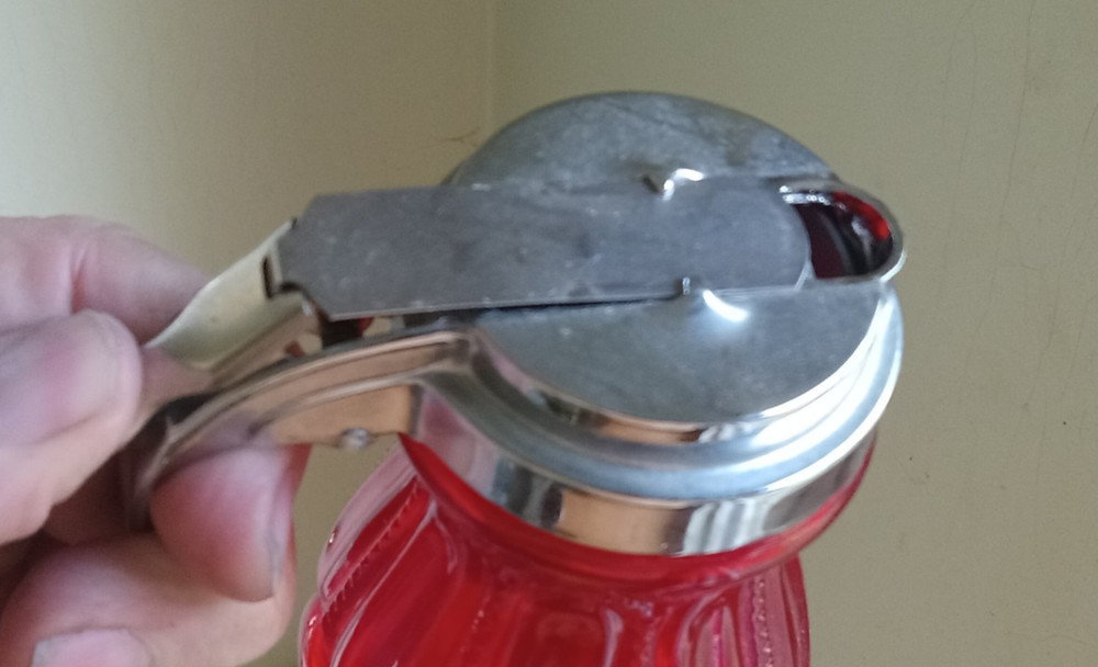 VINTAGE RUBY RED GLASS L.E.SMITH MOON & STARS SYRUP PITCHER GROUND LIP PERFECT